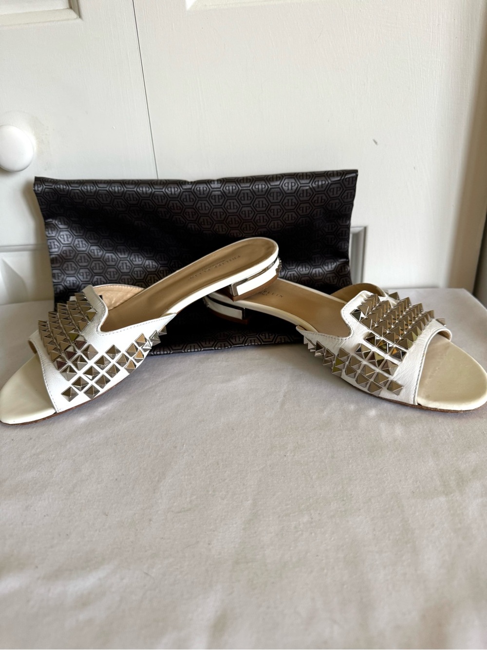 PHILIPPE PLEIN While Leather Studded Sandals 8.5 - Picture 5 of 8